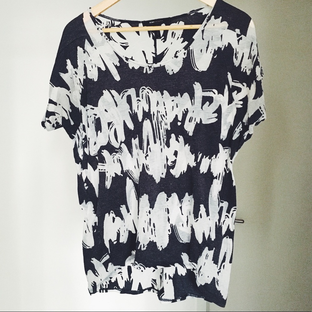 BCBGMaxAzria Top w/ Black and White Brush-Strokes